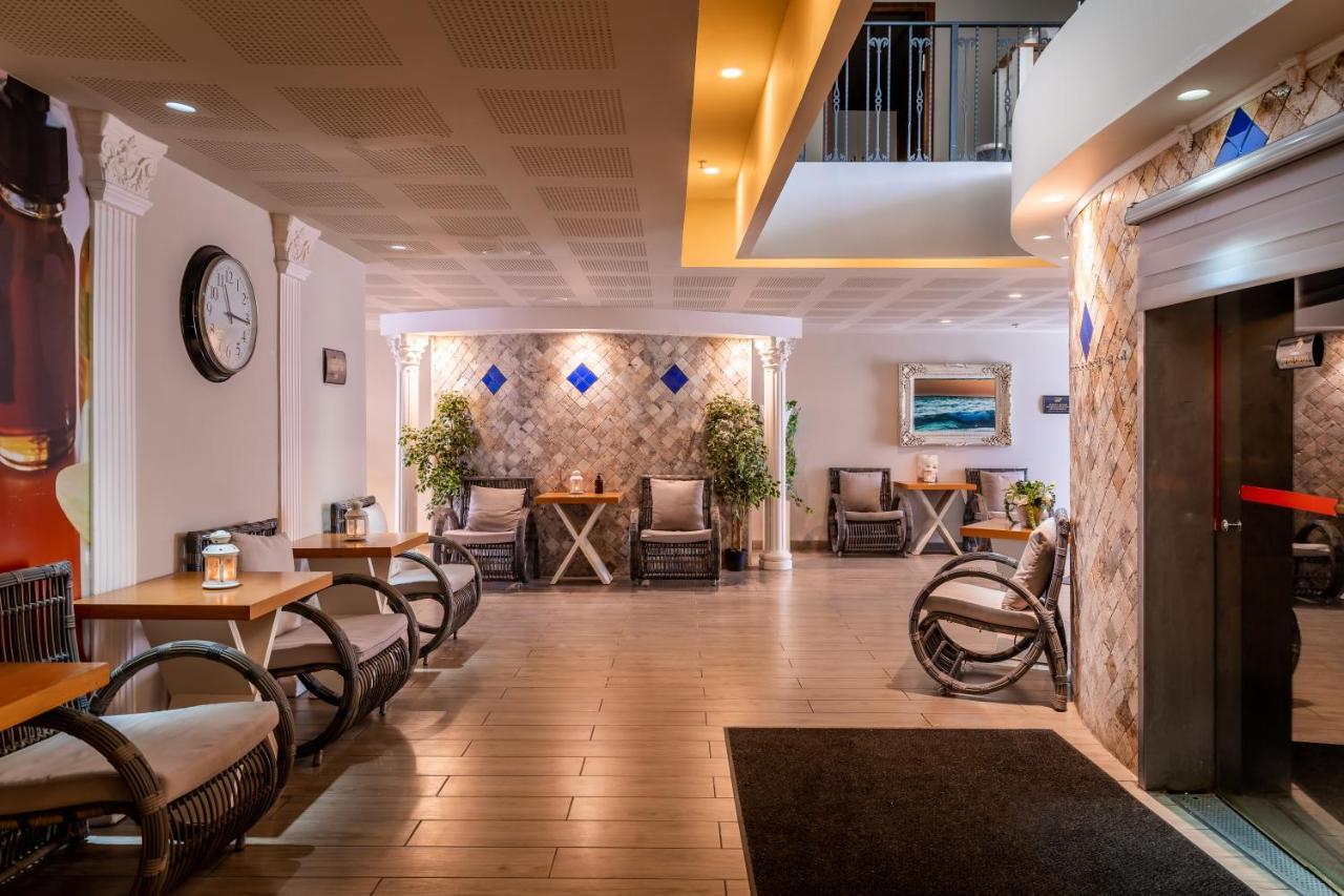 Rimonim Aquaduct Hotel Regba Buitenkant foto