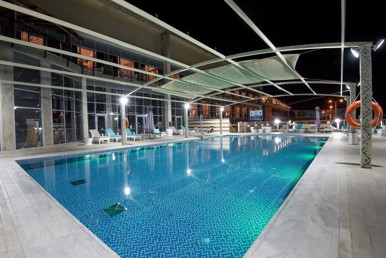 Rimonim Aquaduct Hotel Regba Buitenkant foto